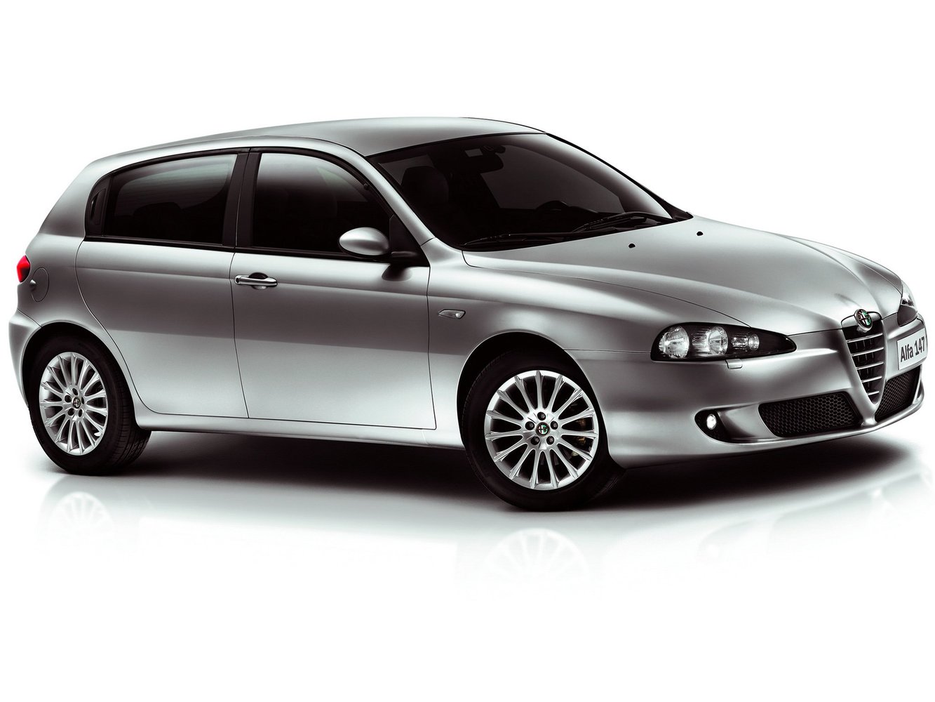 Alfa Romeo 147 2004 - 2010