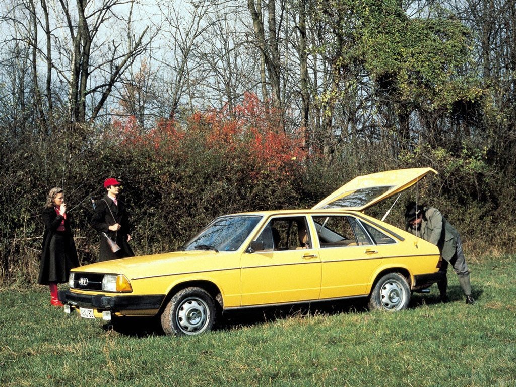 Audi 100 1976 - 1982