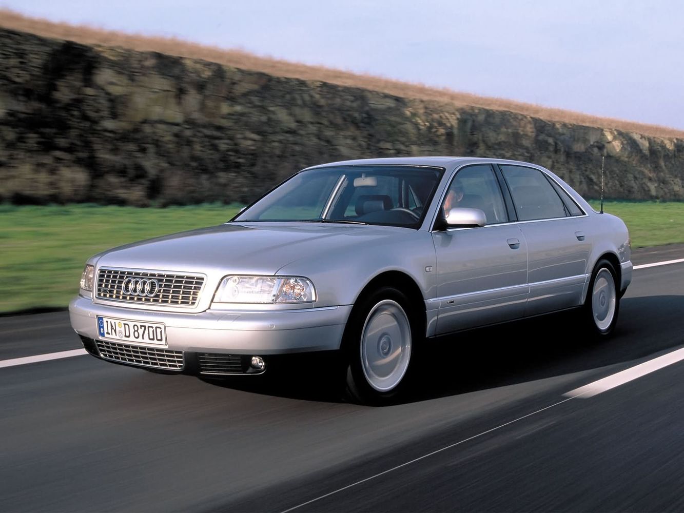 Audi A8 1998 - 2002