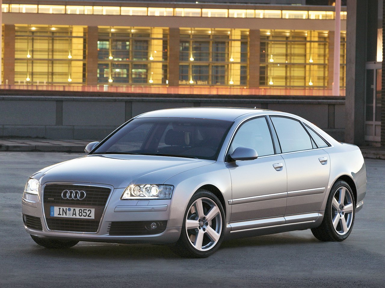 Audi A8 2005 - 2007