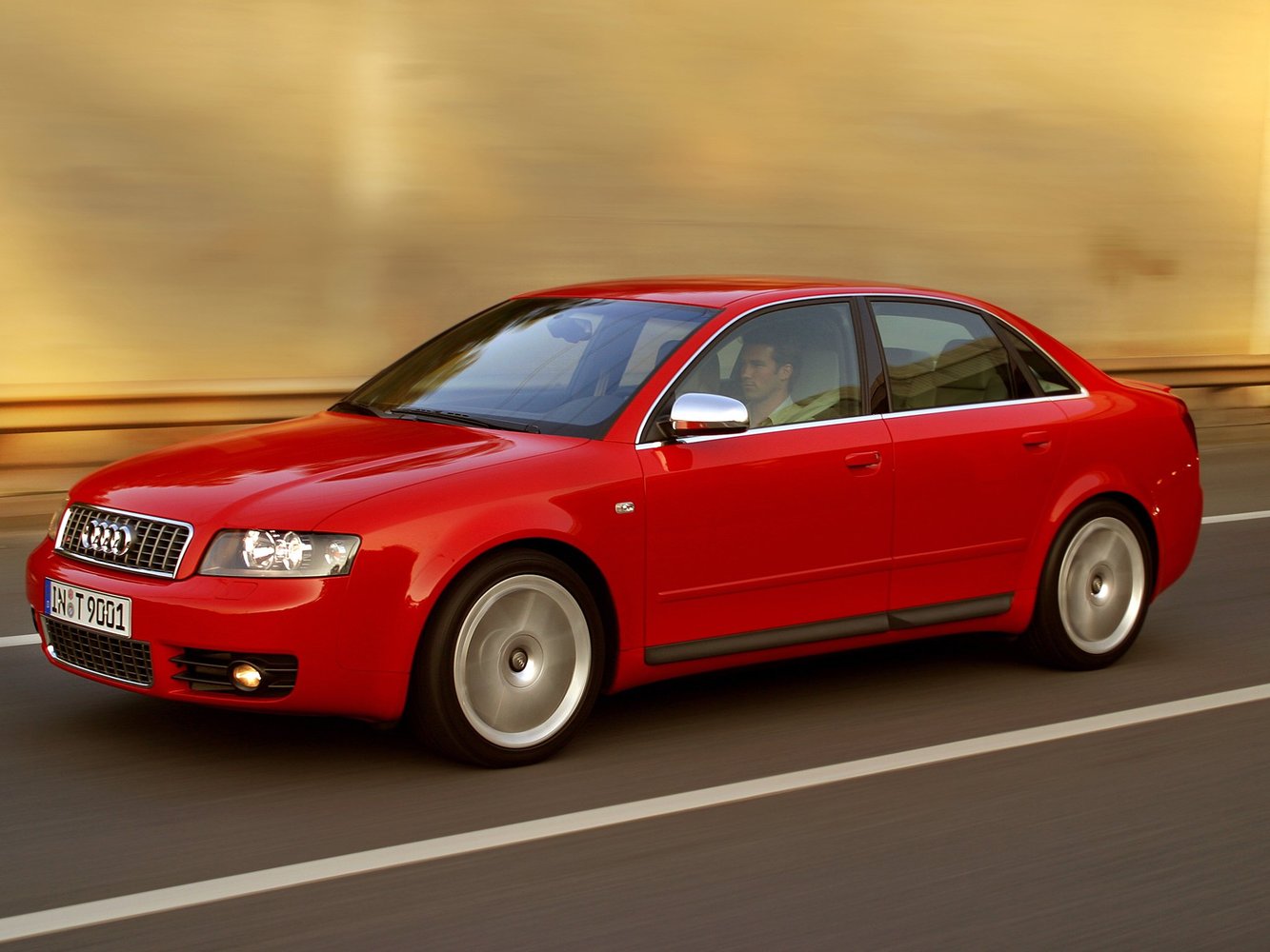 Audi S4 2003 - 2004