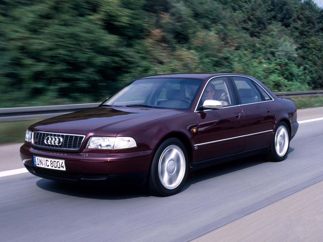 Audi S8 1996 - 1999
