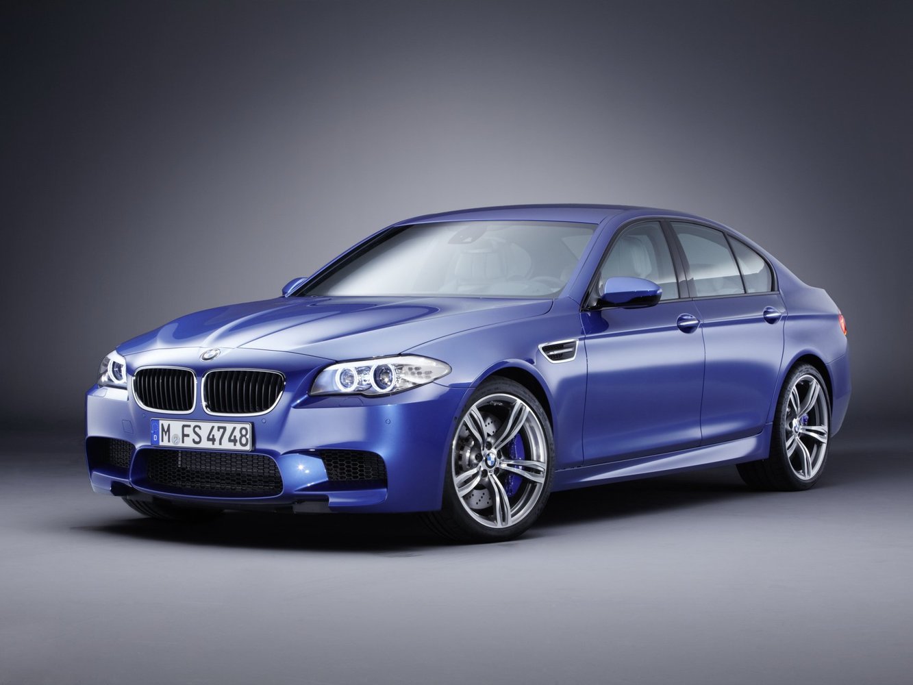 BMW M5 2011 - 2016