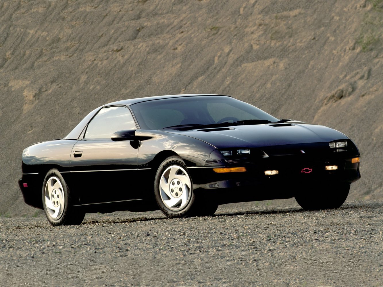 Chevrolet Camaro 1993 - 1998
