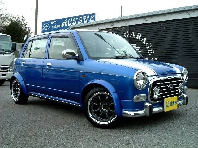 Daihatsu Mira Gino 1999 - 2004
