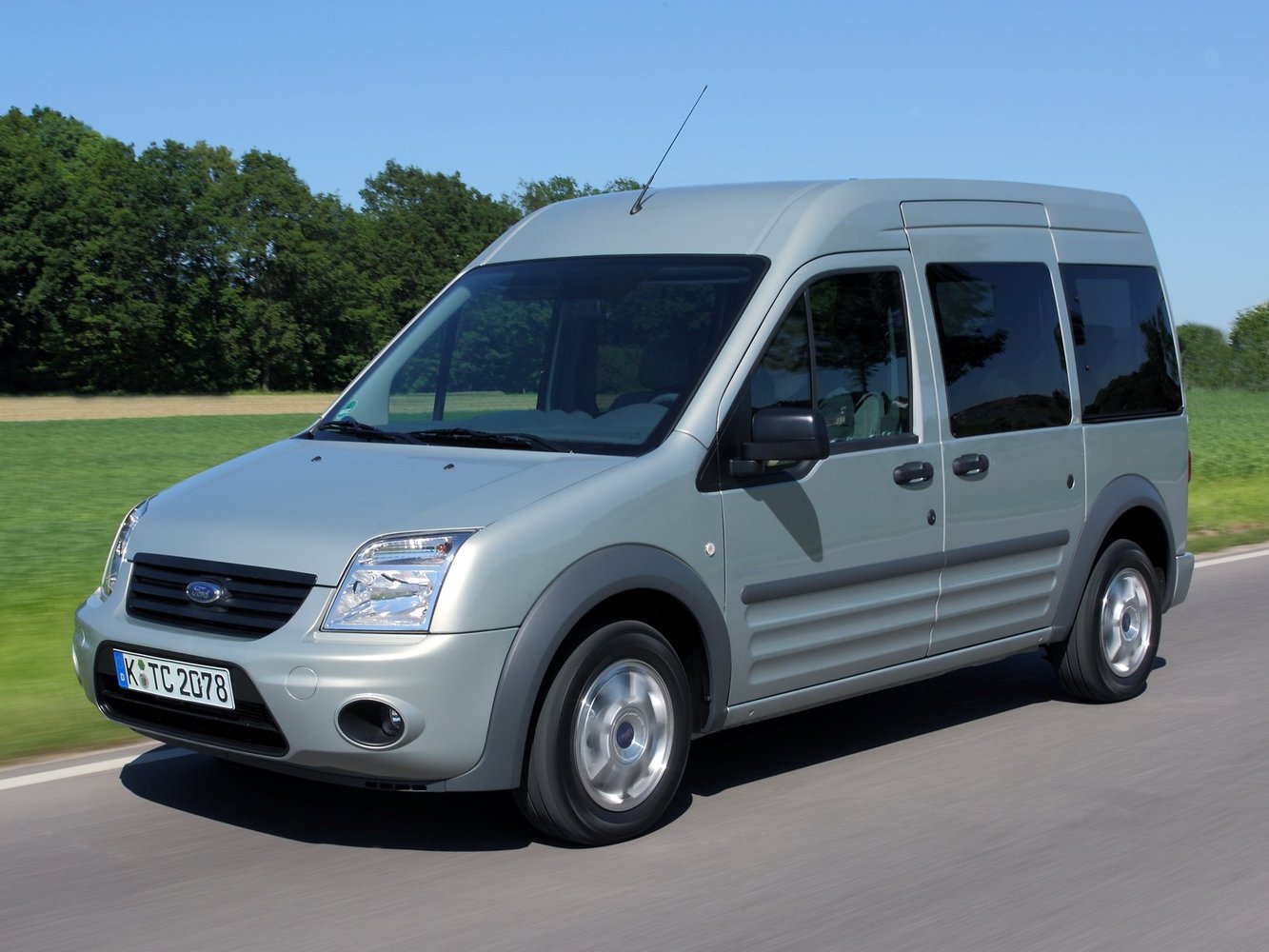Ford Tourneo Connect 2009 - 2013