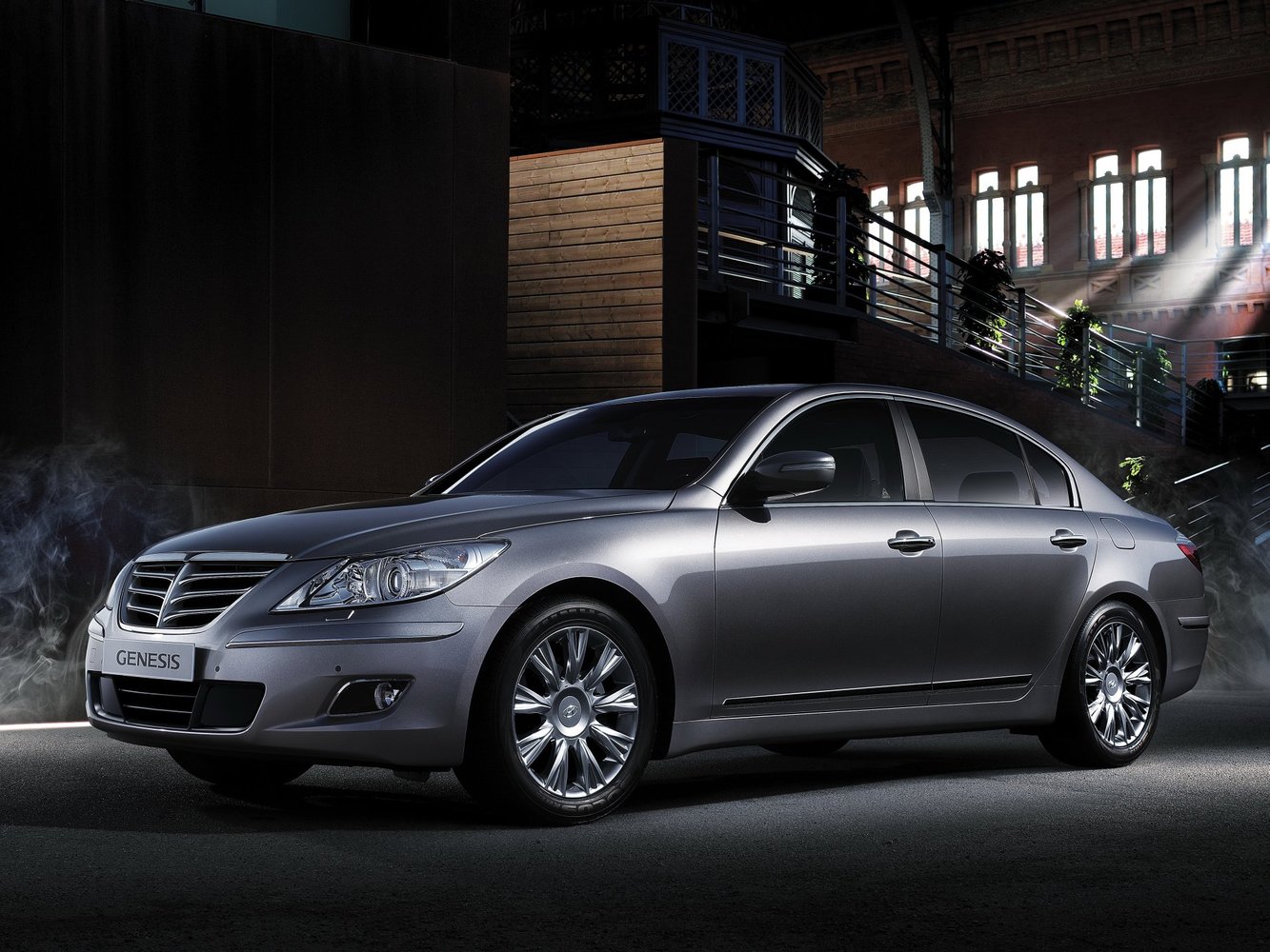 Hyundai Genesis 2009 - 2012