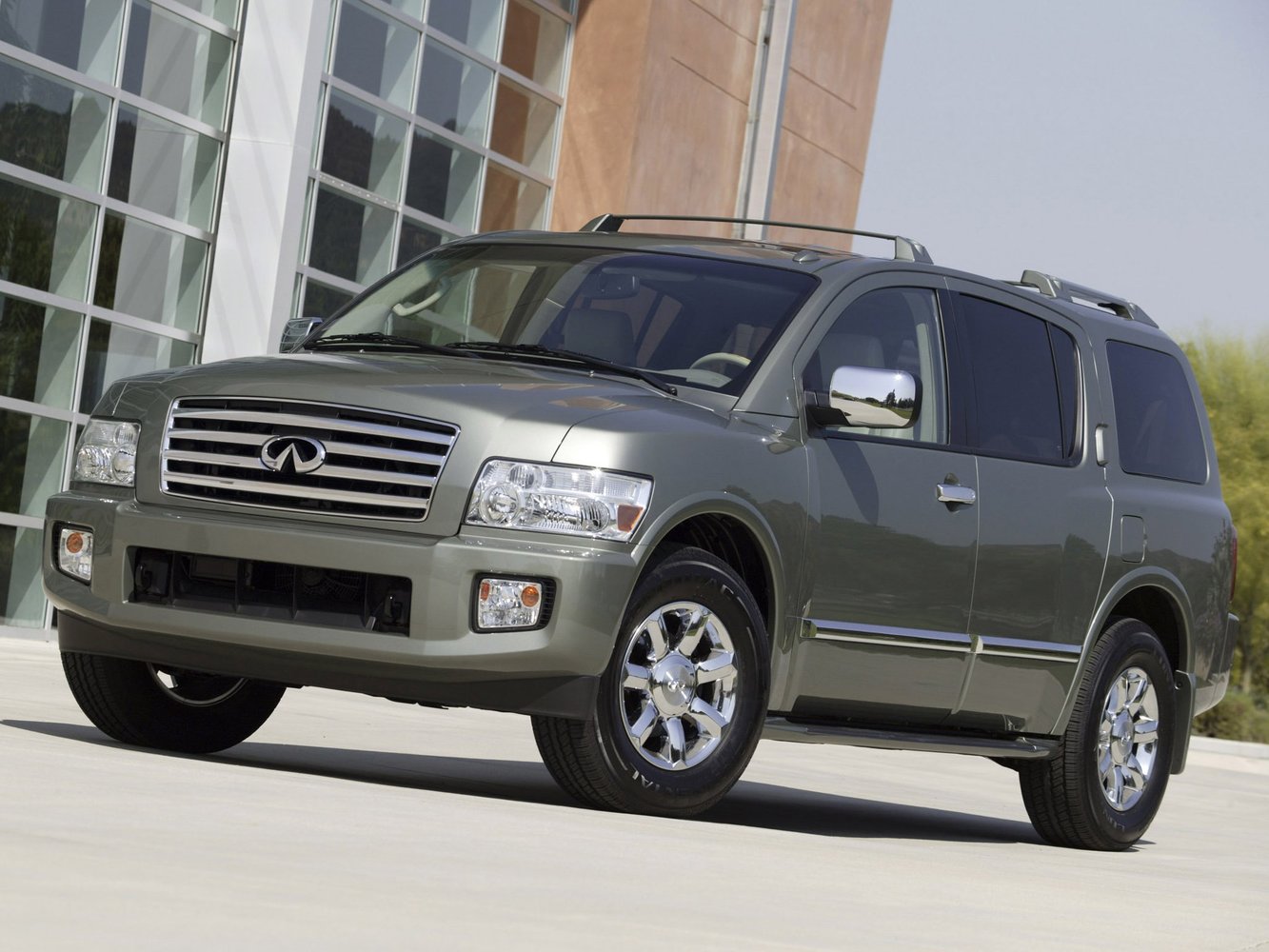 Infiniti QX 2004 - 2007