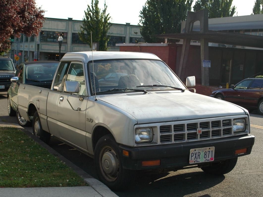 Isuzu KB 1980 - 1988
