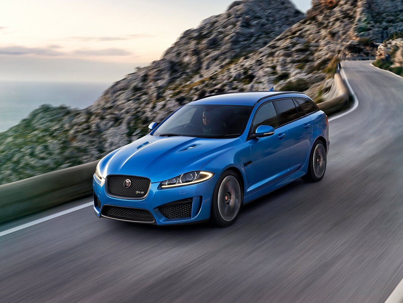 Jaguar XFR 2011 - 2016