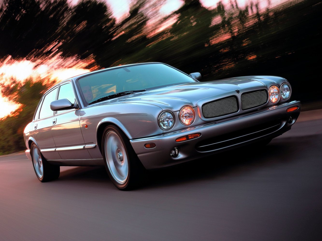 Jaguar XJR 1997 - 2003