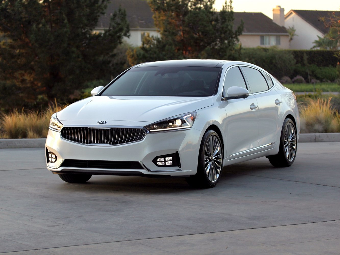 Kia Cadenza 2016 