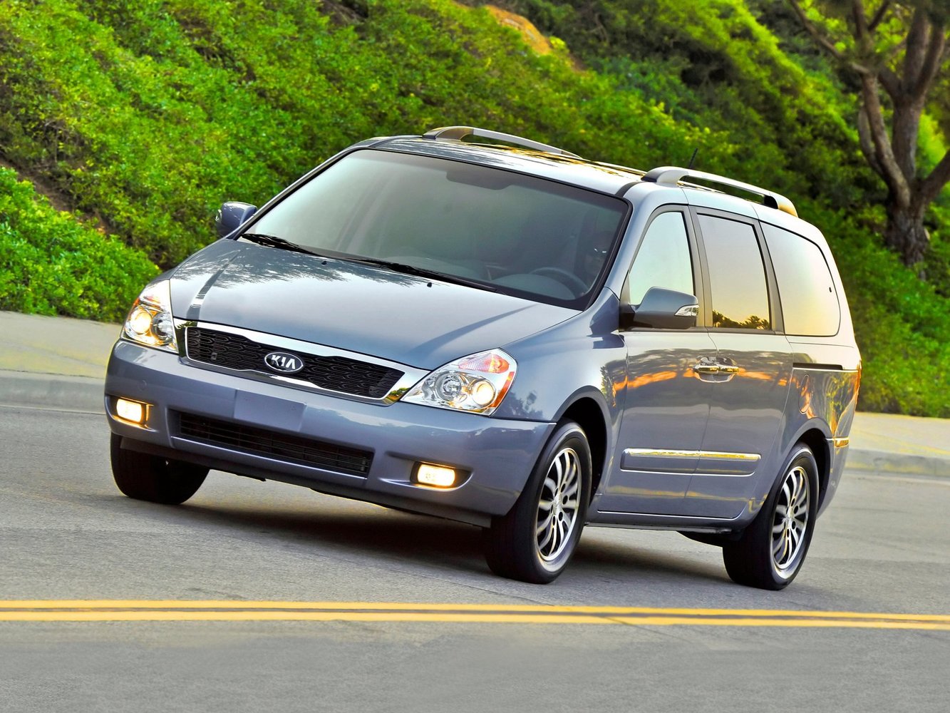 Kia Sedona 2010 - 2014