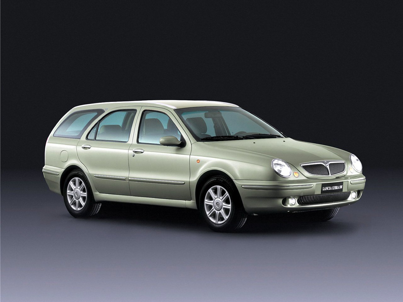 Lancia Lybra 1999 - 2002