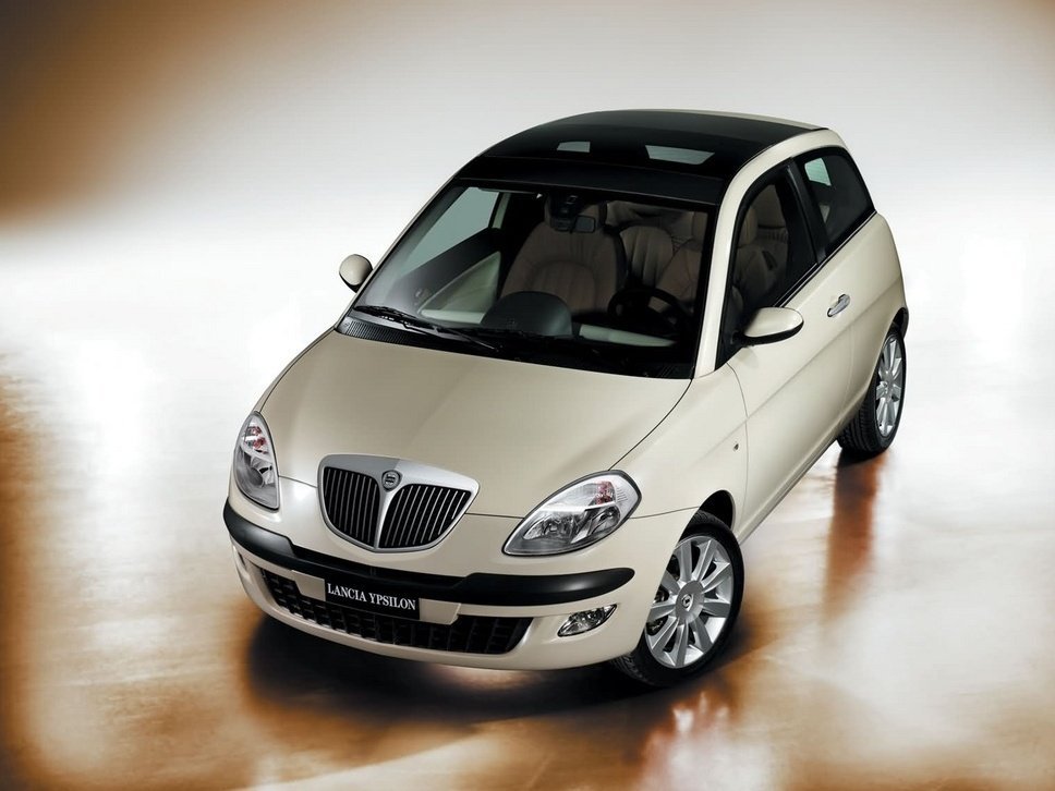 Lancia Ypsilon 2003 - 2006