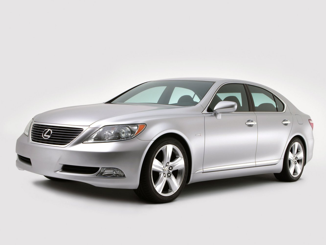 Lexus LS 2007 - 2012