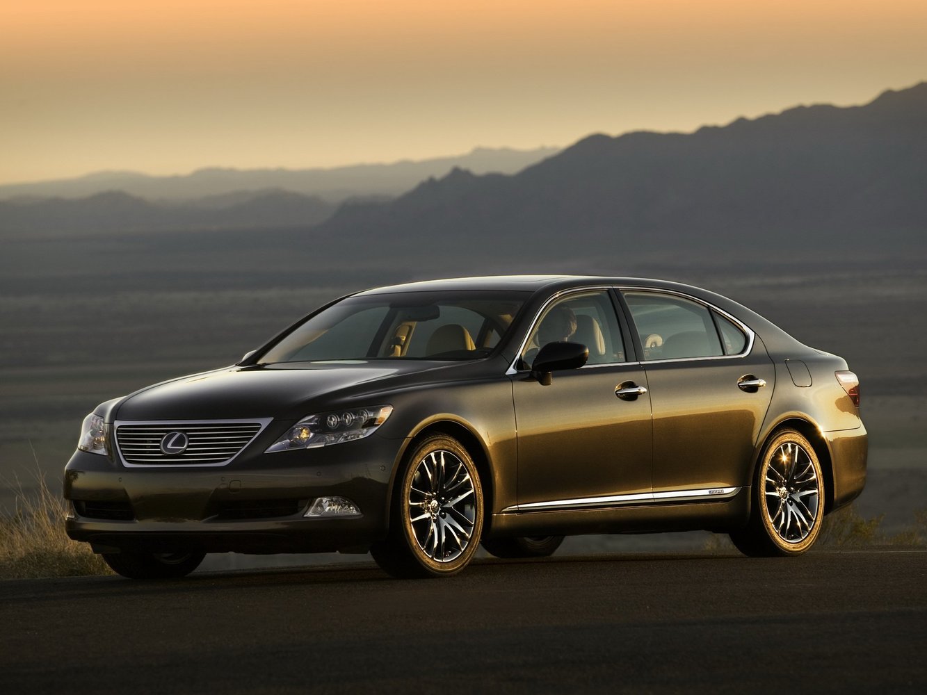 Lexus LS 2007 - 2012