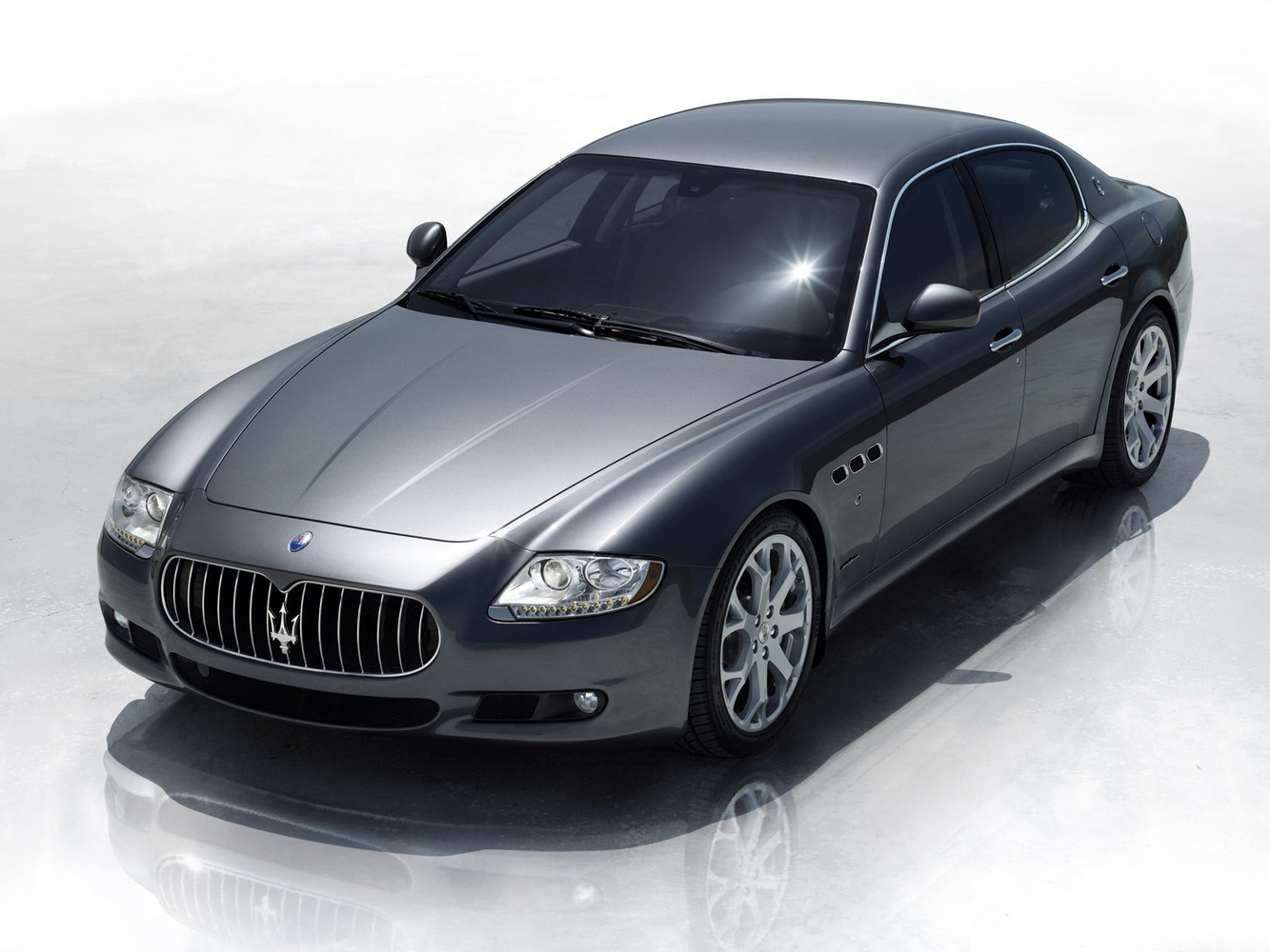 Maserati Quattroporte 2008 - 2012