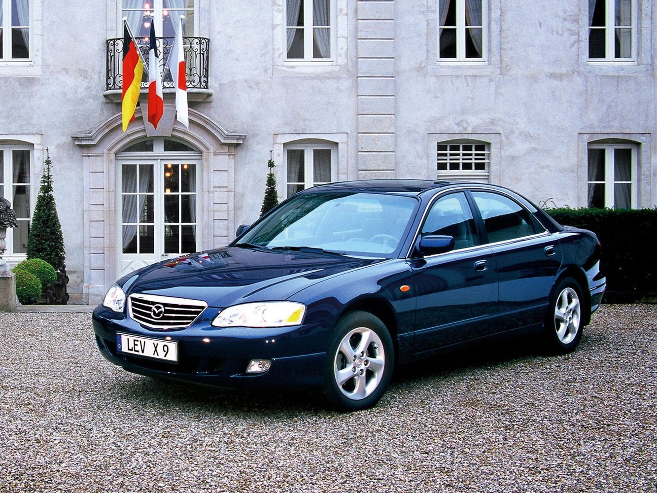 Mazda Xedos 9 2000 - 2002