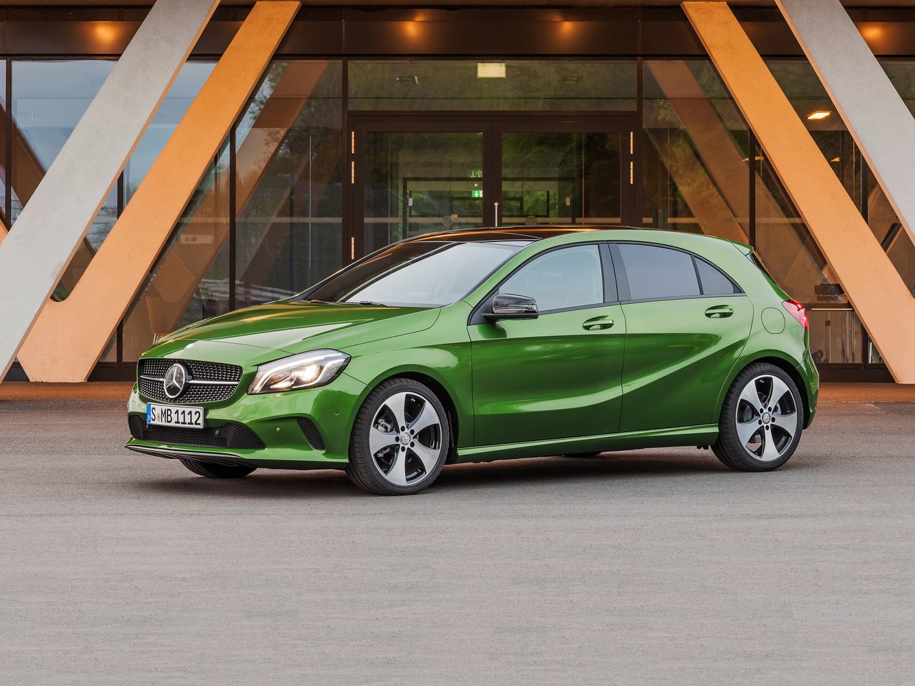 Mercedes-Benz A-klasse 2015 - 2016