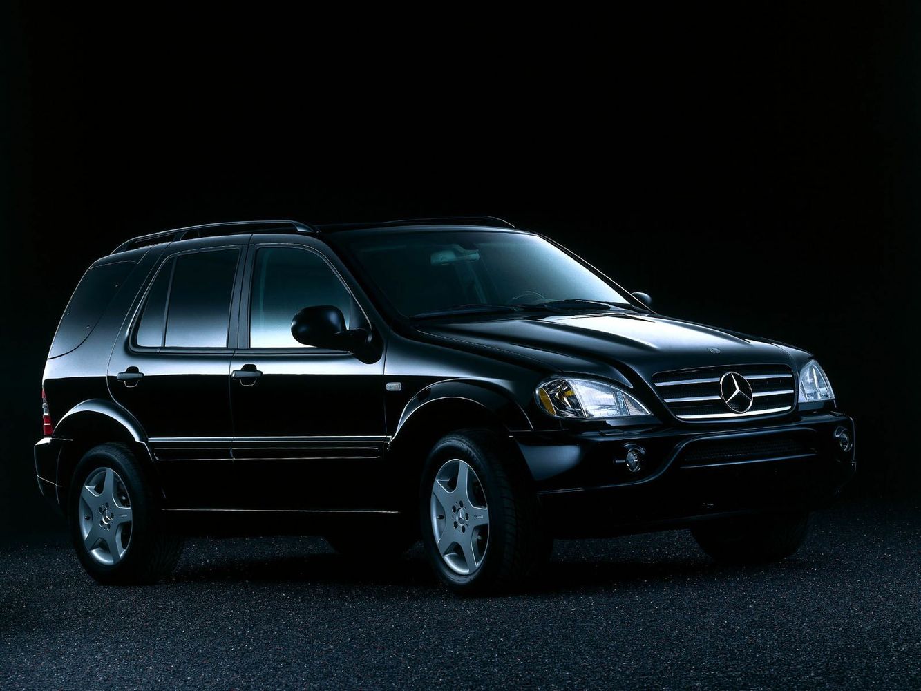 Mercedes-Benz M-klasse AMG 2000 - 2005