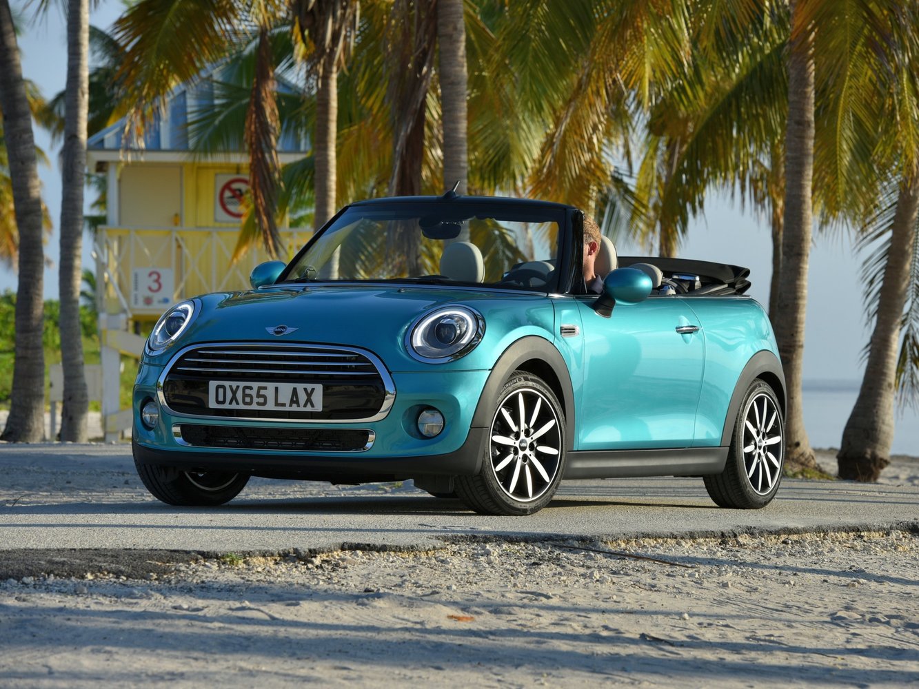 MINI Cabrio 2015 - 2016