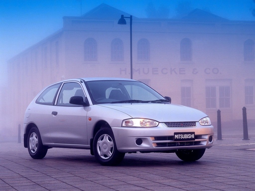 Mitsubishi Mirage 1995 - 2003