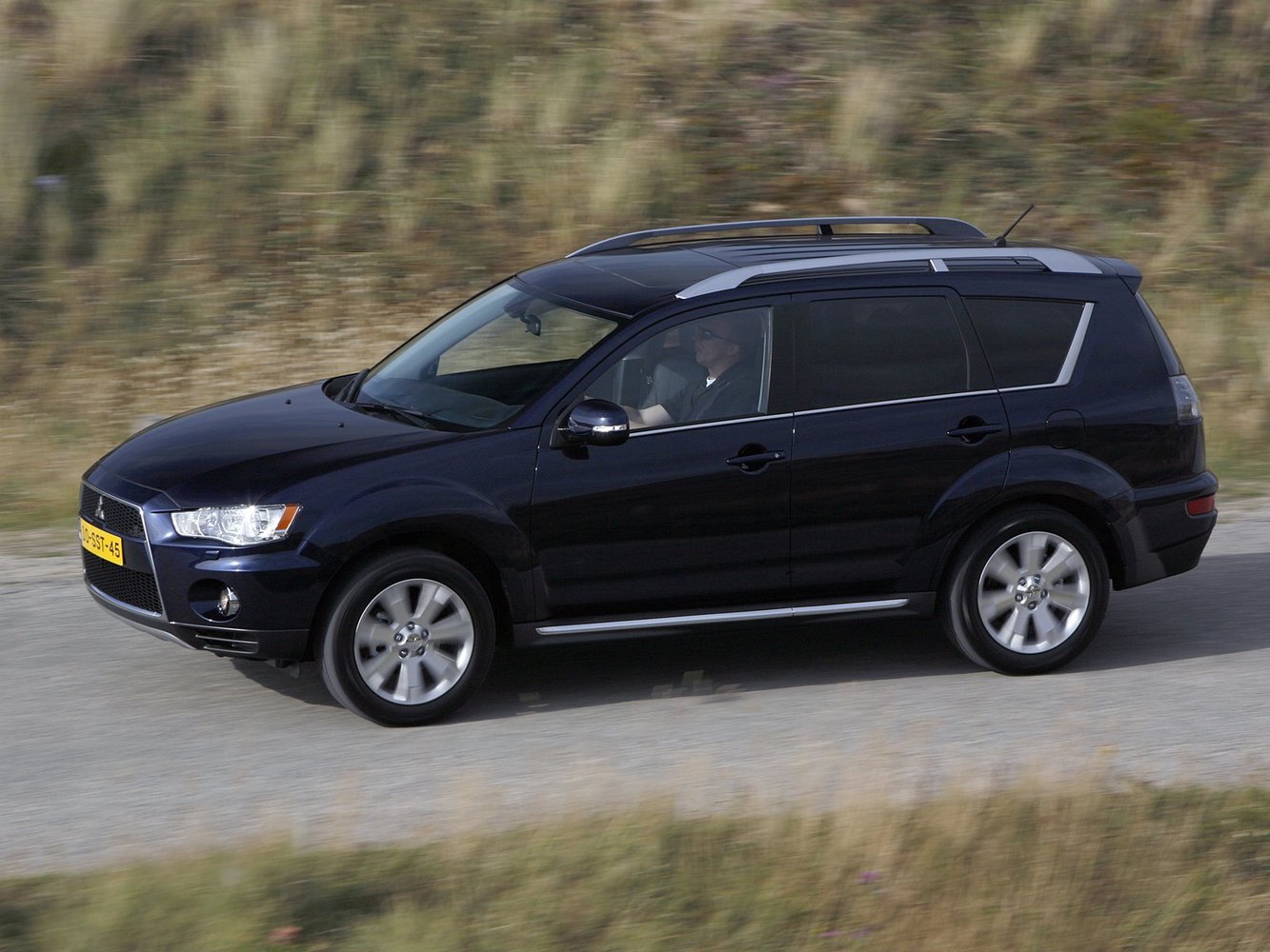 Mitsubishi Outlander 2010 - 2012