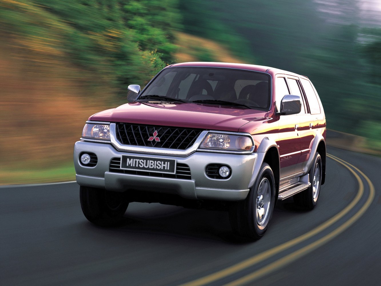 Mitsubishi Pajero Sport 1998 - 2004