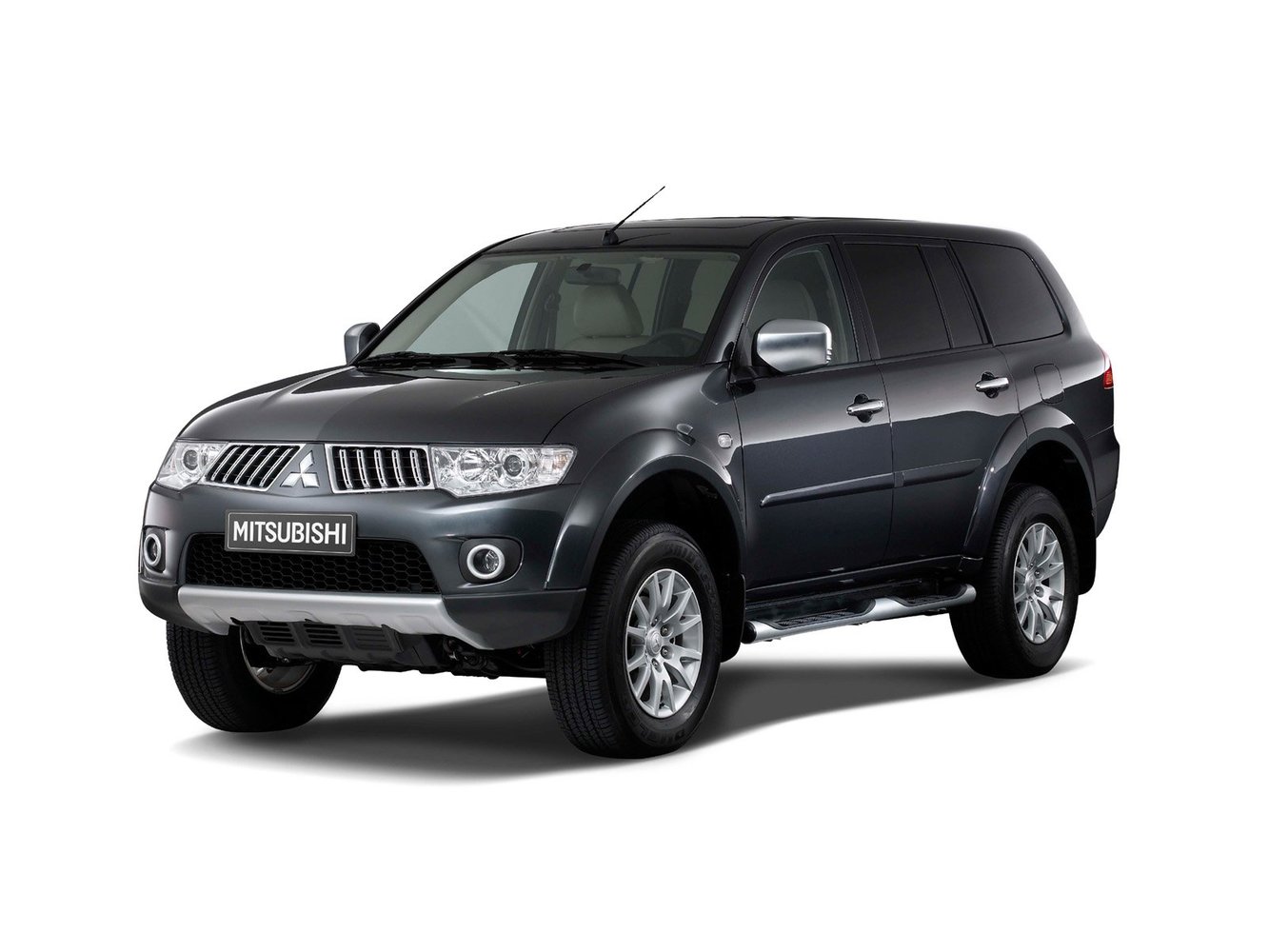 Mitsubishi Pajero Sport 2008 - 2013