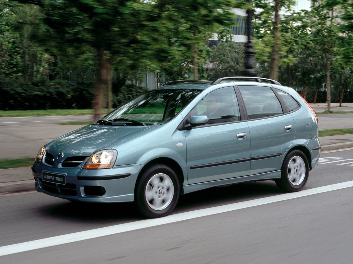 Nissan Almera Tino 2003 - 2006