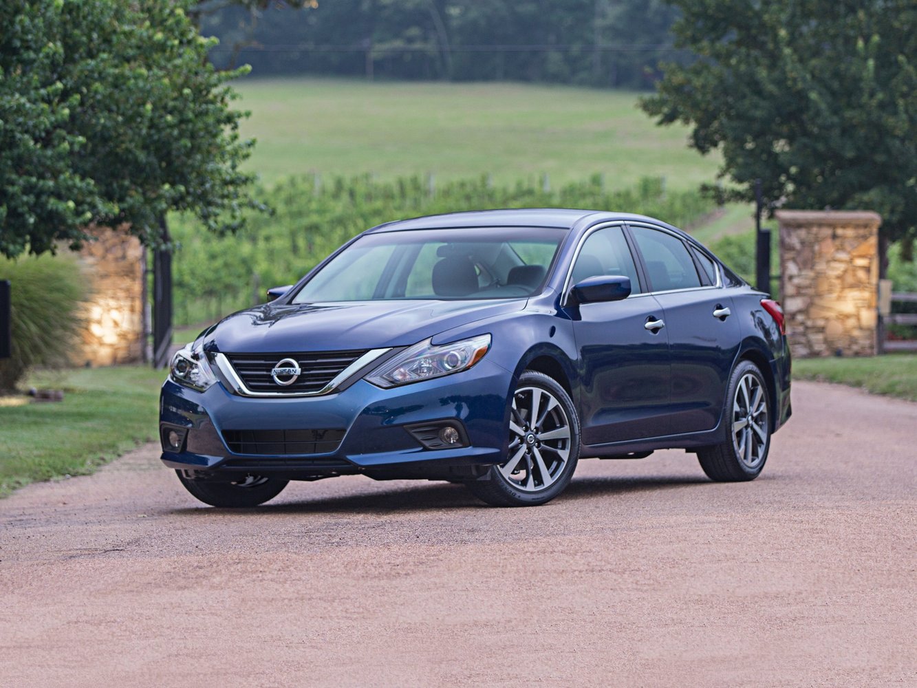 Nissan Altima 2015 - 2016