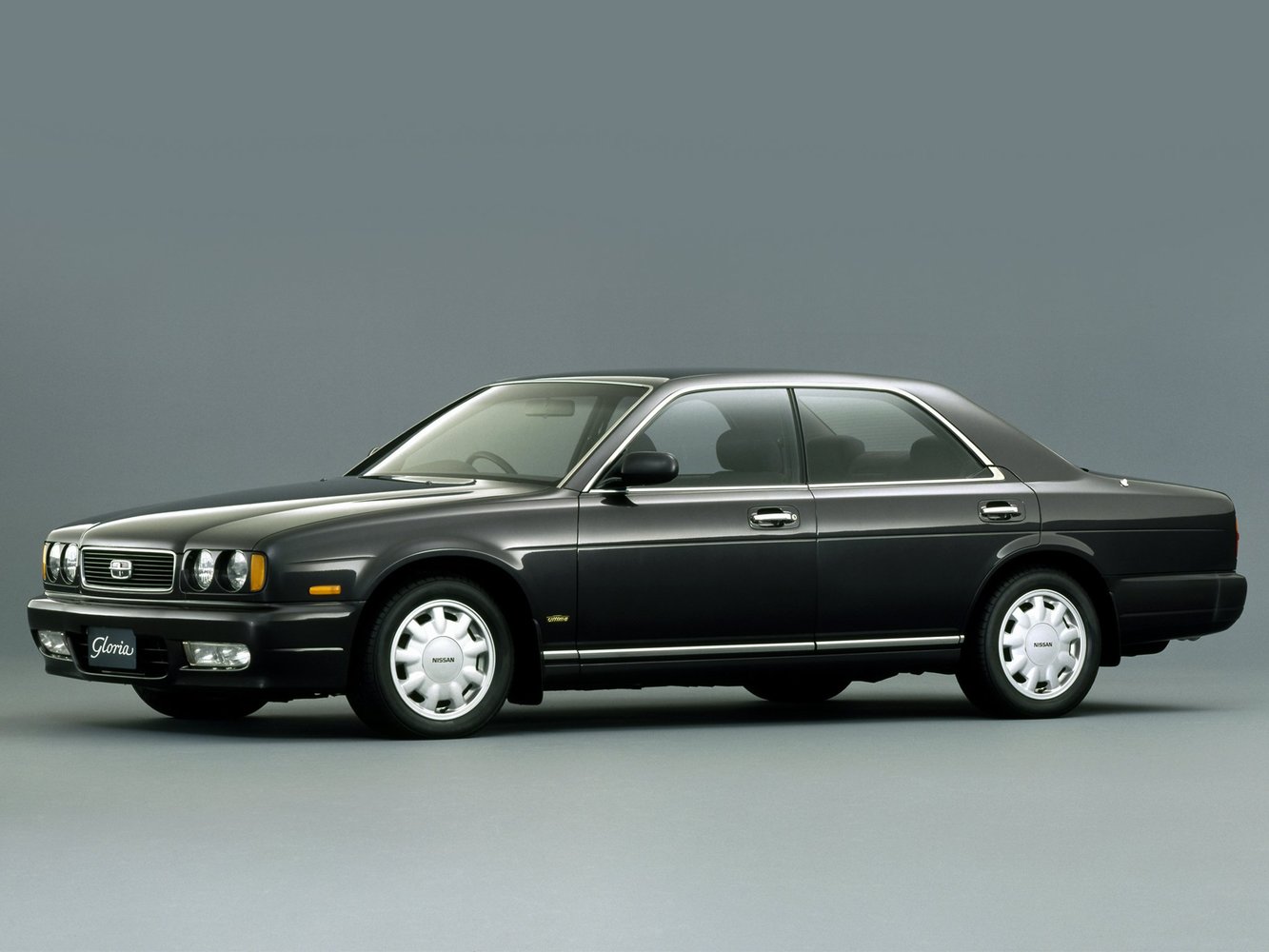 Nissan Gloria 1991 - 1995
