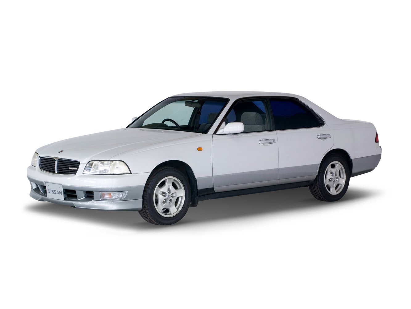 Nissan Leopard 1996 - 1999