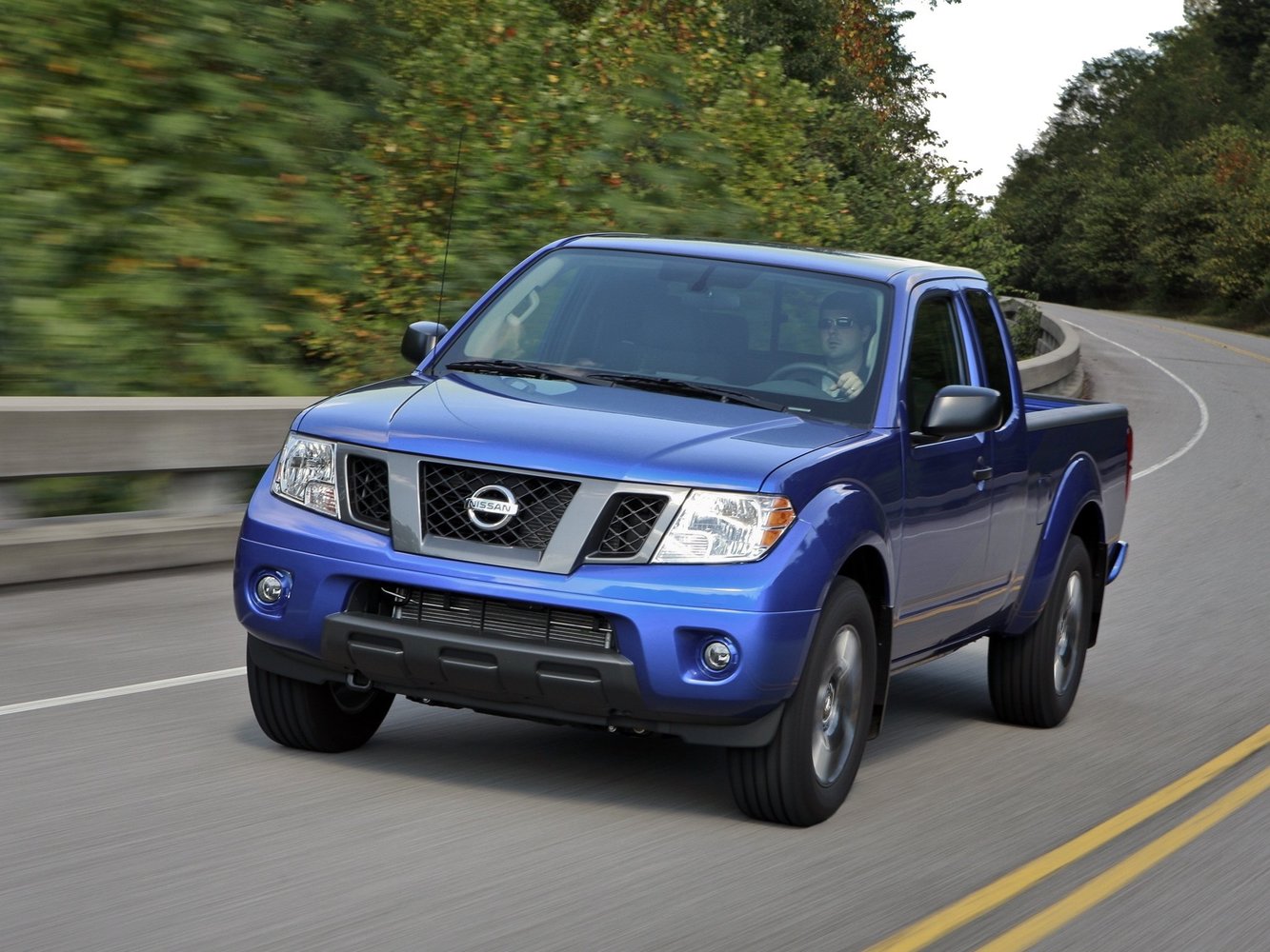 Nissan Navara (Frontier) 2010 - 2015