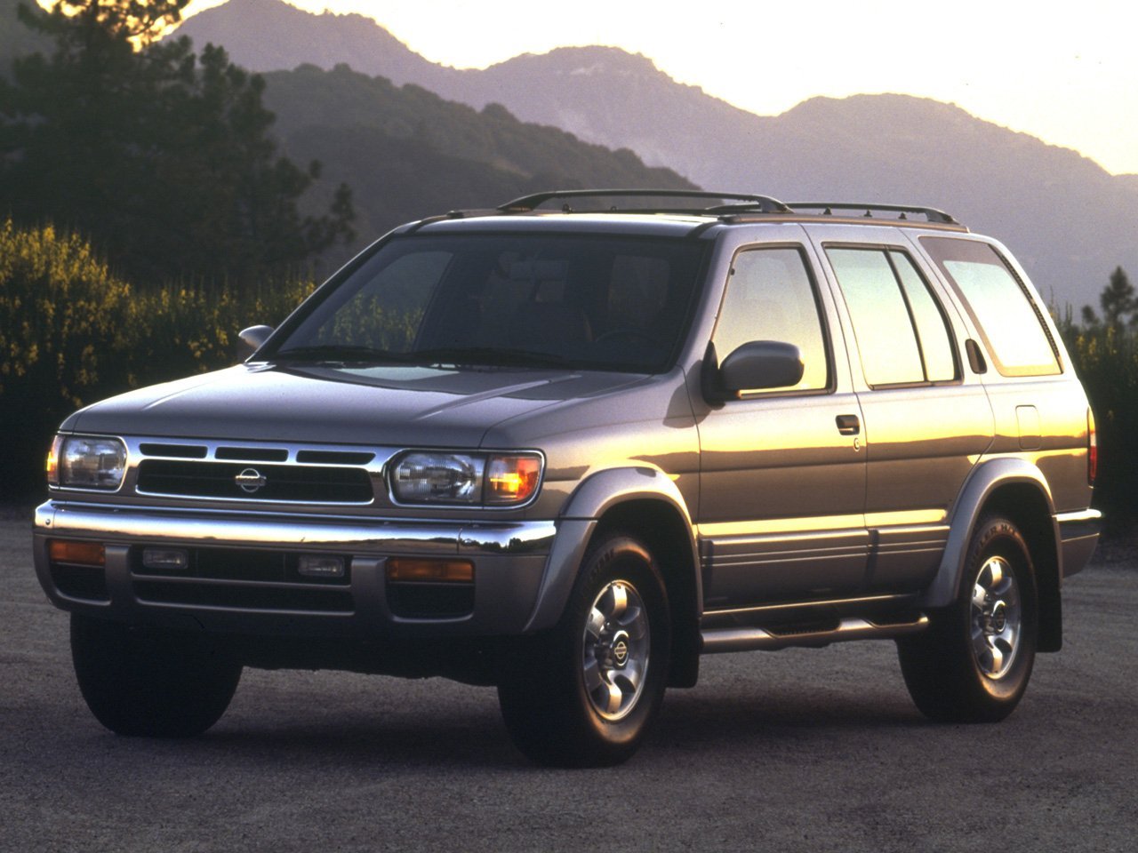Nissan Pathfinder 1996 - 2004