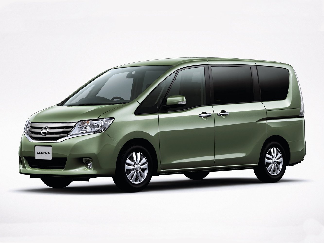 Nissan Serena 2010 - 2016