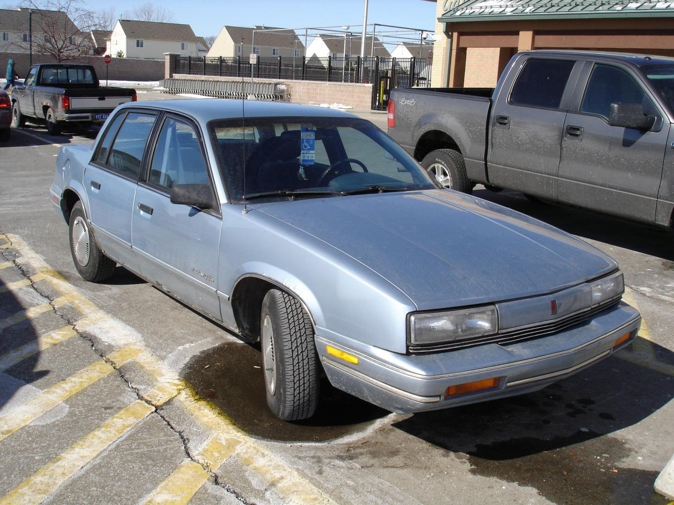 Oldsmobile Cutlass Calais 1984 - 1991