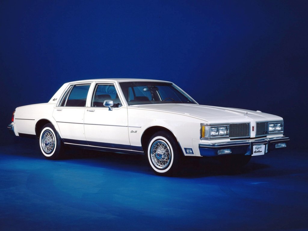 Oldsmobile Eighty-Eight 1977 - 1985