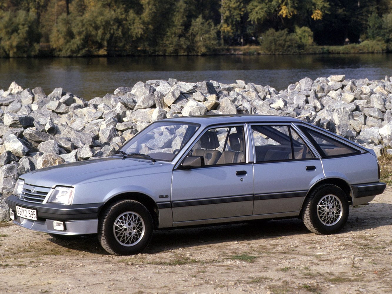 Opel Ascona 1981 - 1988