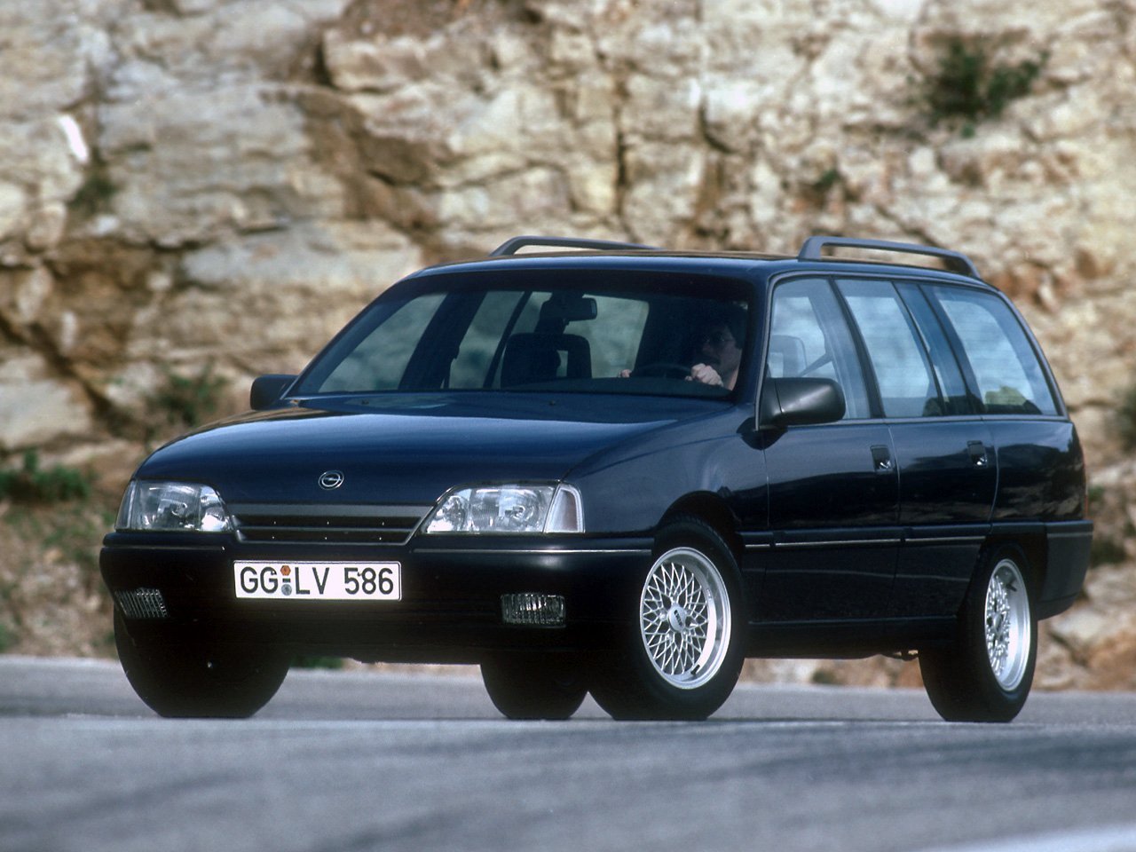 Opel Omega 1986 - 1993