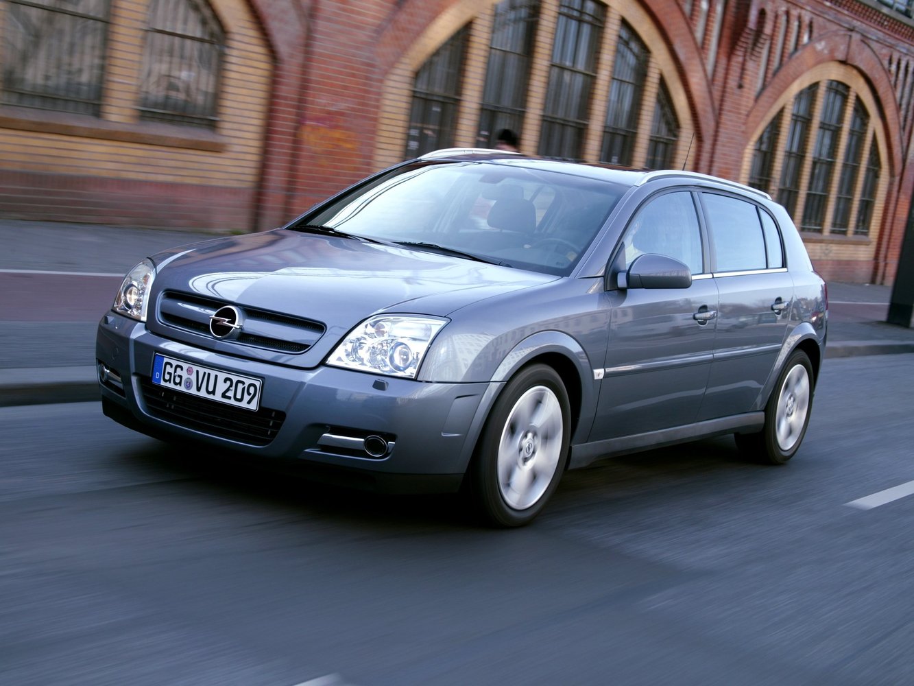 Opel Signum 2003 - 2005