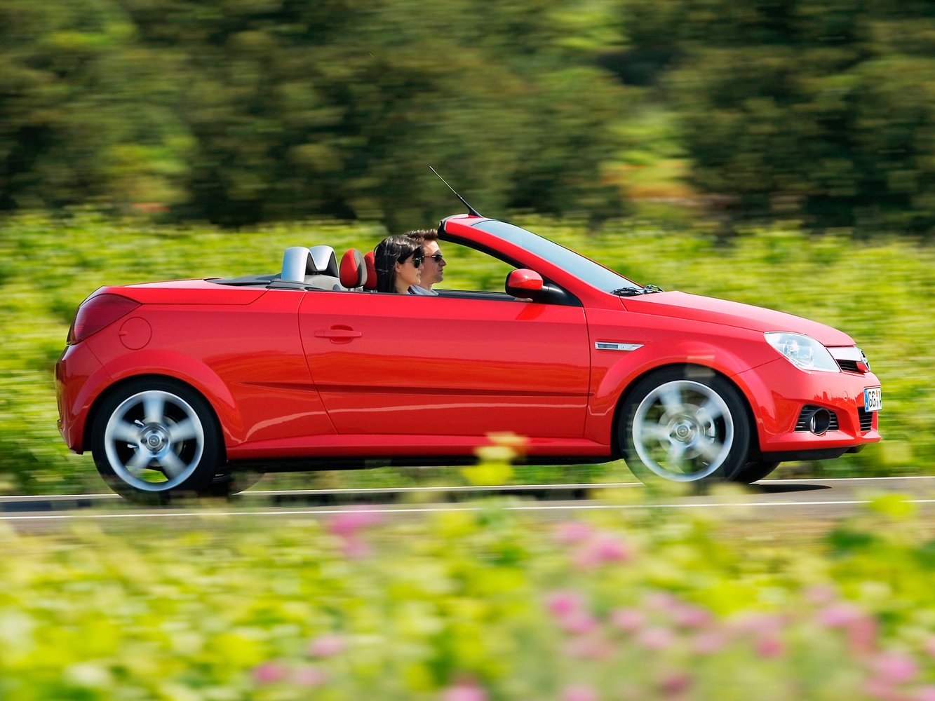 Opel Tigra 2004 - 2009