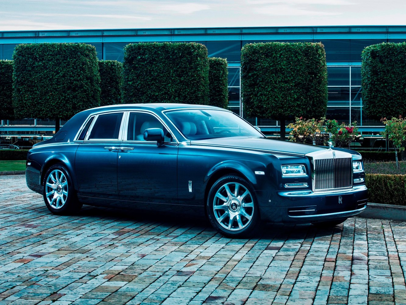 Rolls-Royce Phantom 2012 - 2016