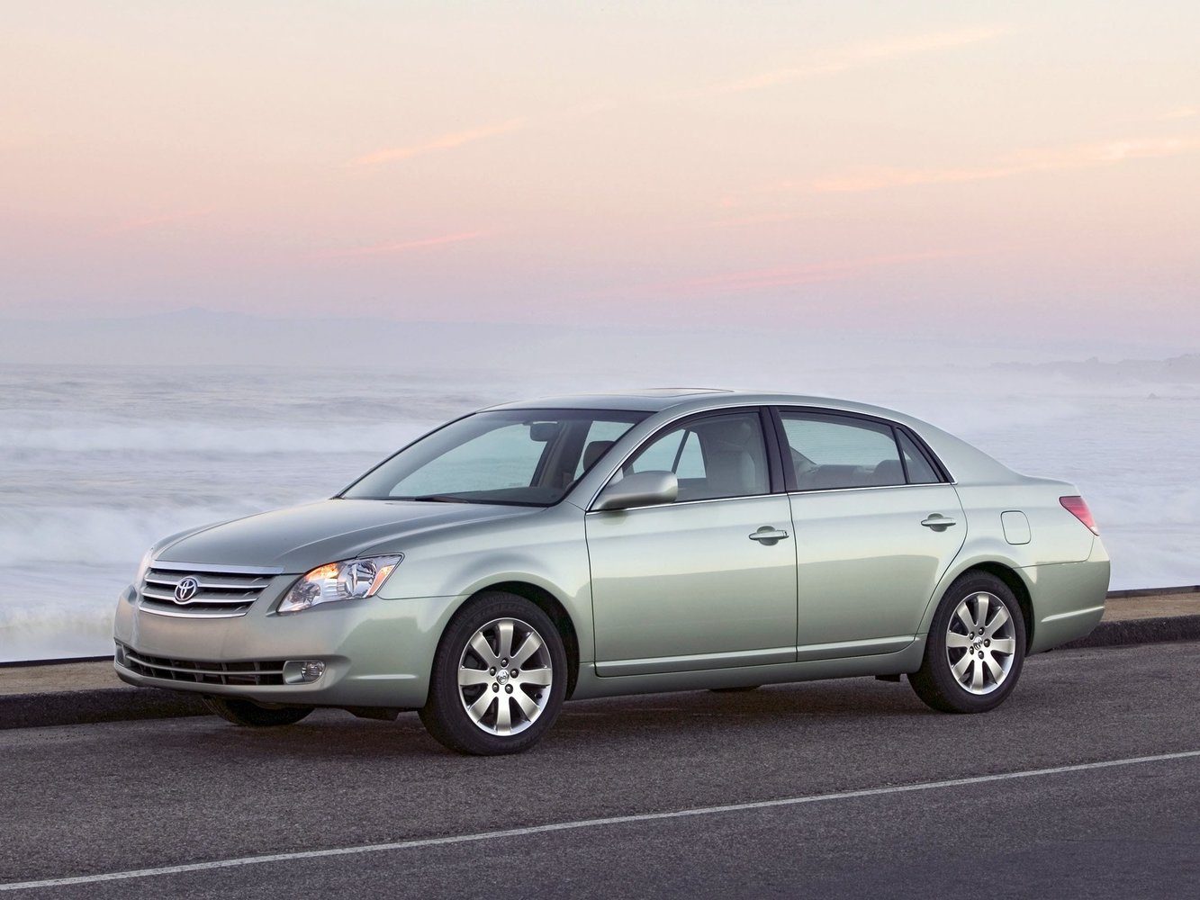 Toyota Avalon 2005 - 2008