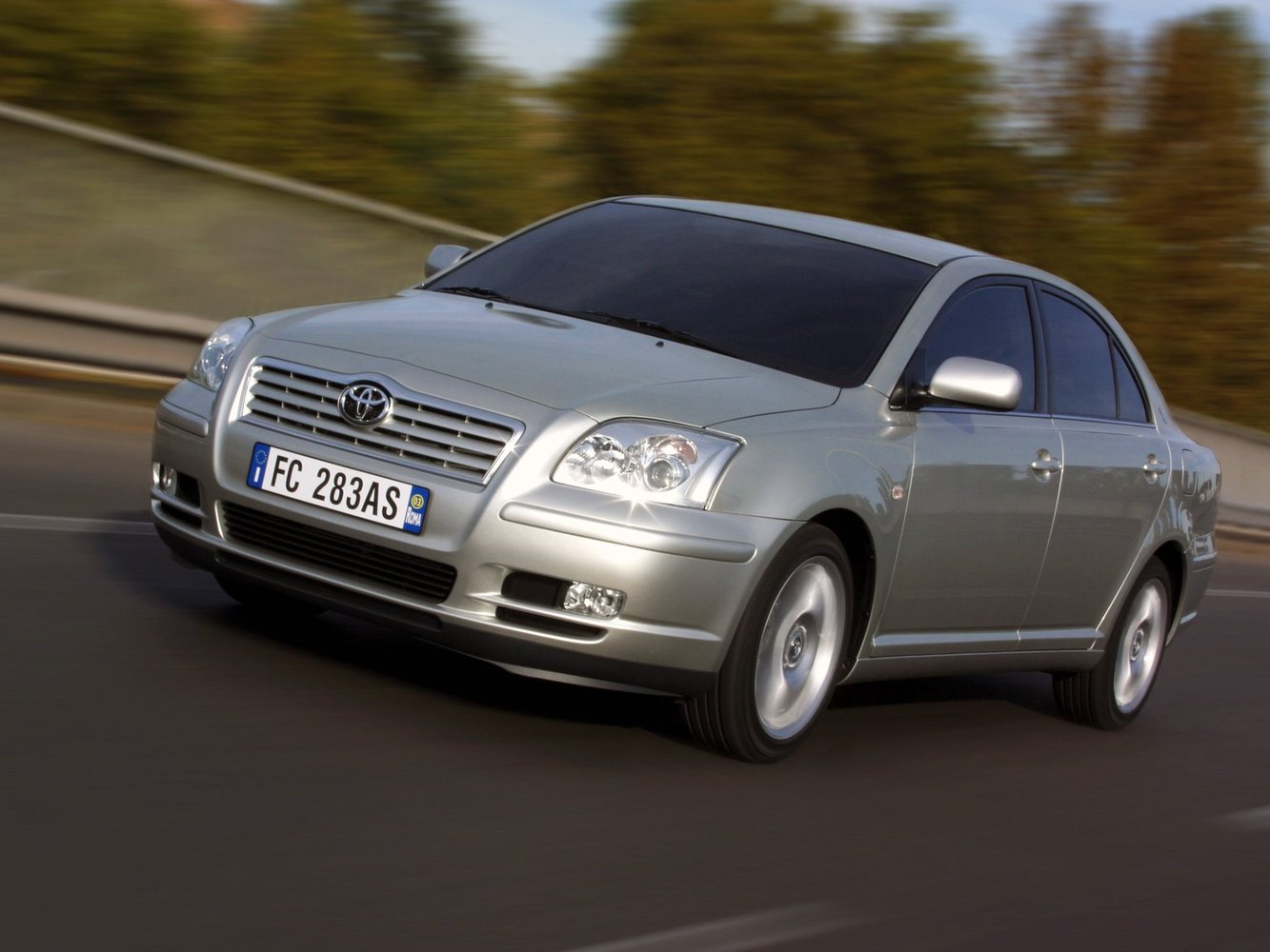 Toyota Avensis 2003 - 2006