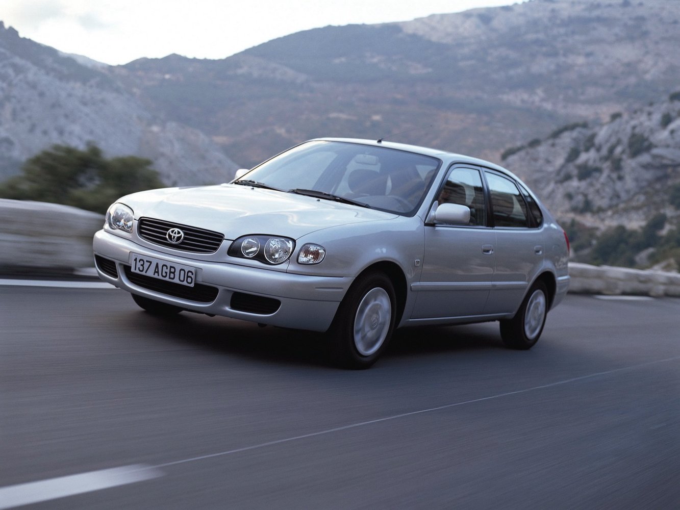 Toyota Corolla 1999 - 2002