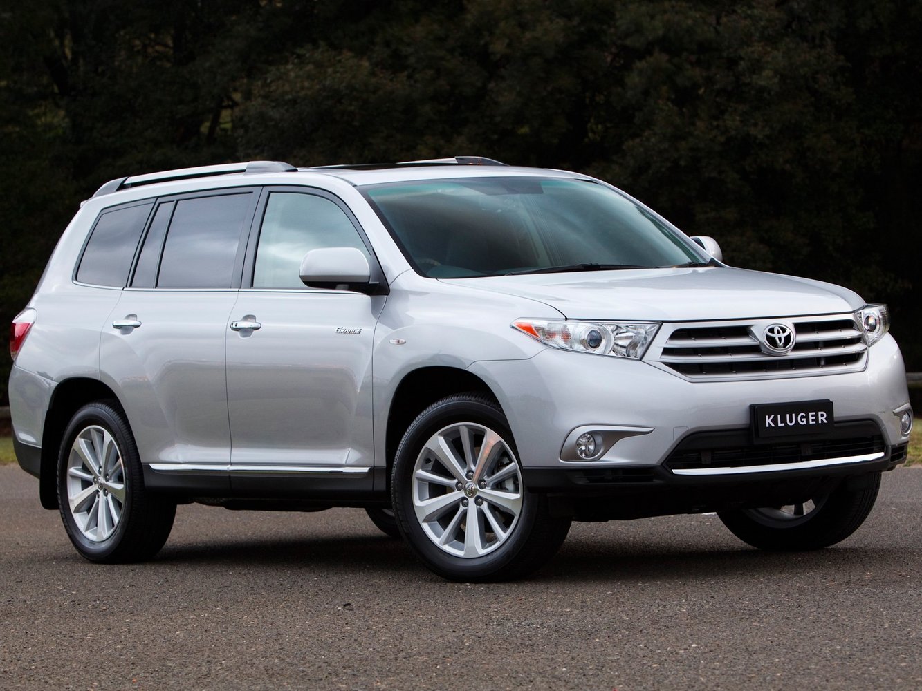 Toyota Kluger 2010 - 2016