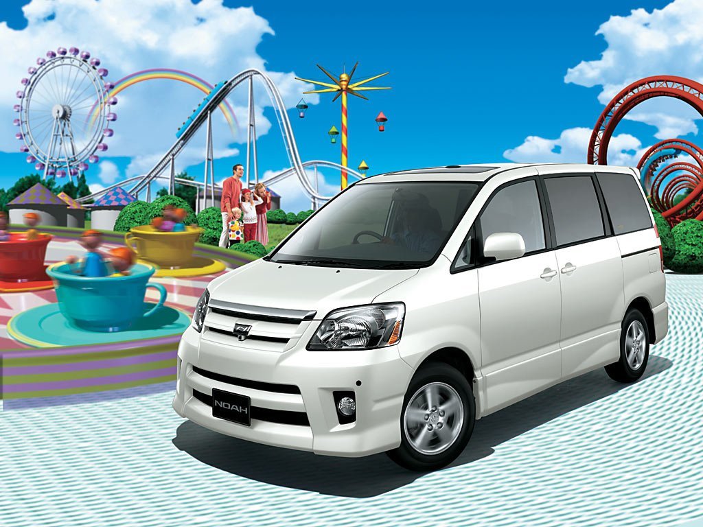 Toyota Noah 2001 - 2007