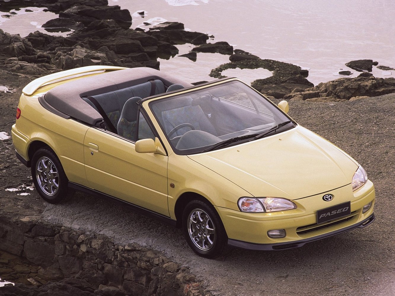 Toyota Paseo 1996 - 2000